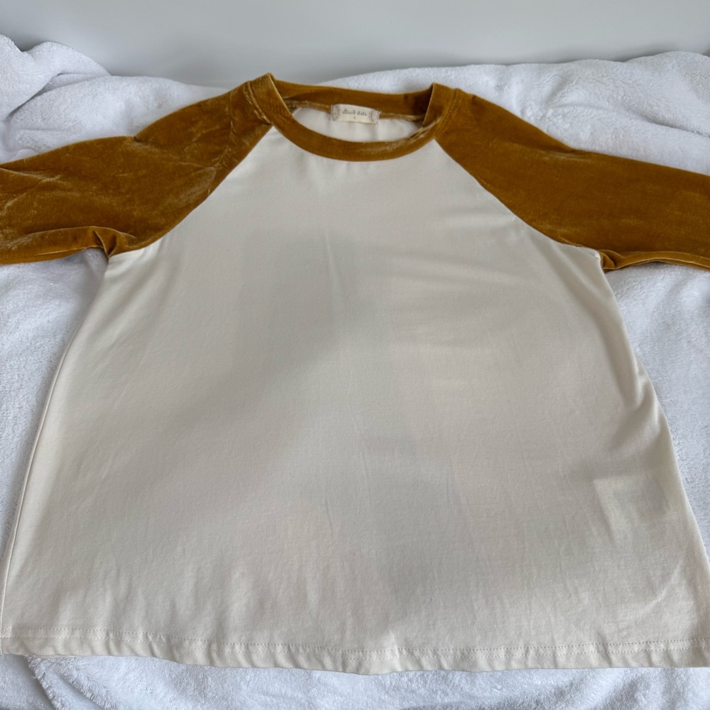Altar'd State Gold and Cream Raglan Baseball Shirt - Size Small - Picture 8 of 11